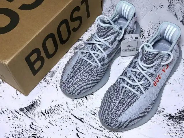 Yeezy B37571 Boost V2 Tint Blue Adidas 350 0520